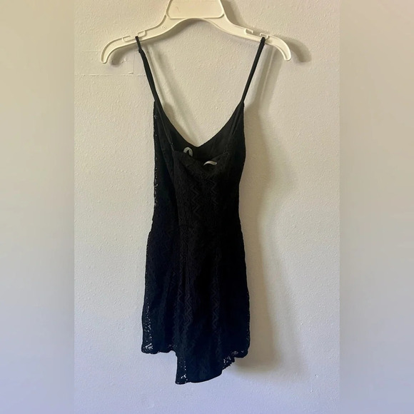 Contempo NWT Black Lace Mini Romper - XS - Picture 3 of 4